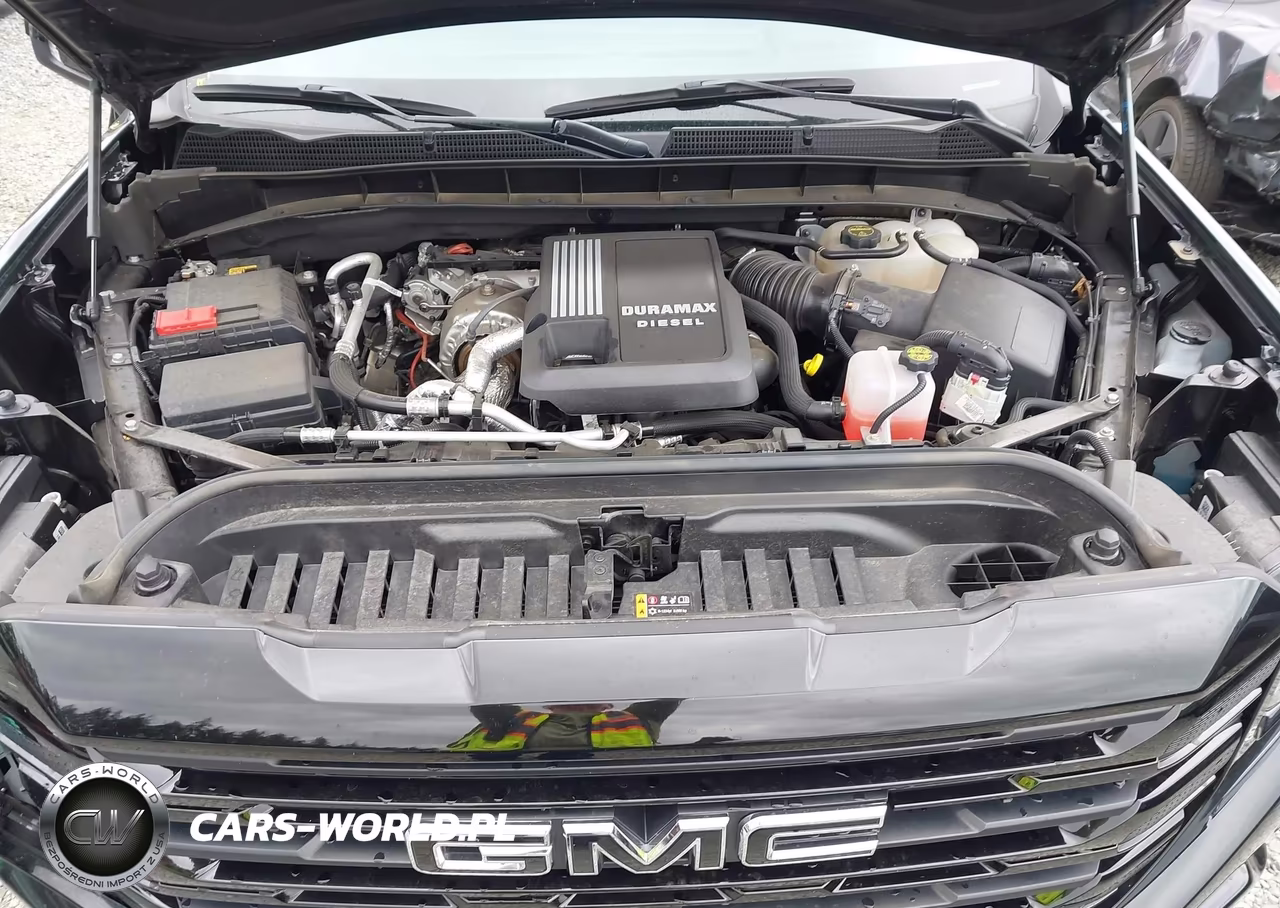 2025 GMC Sierra 1500 4Wd Short Box Elevation With 3Sb VIN:3GTUUCE84SG176084 - 10