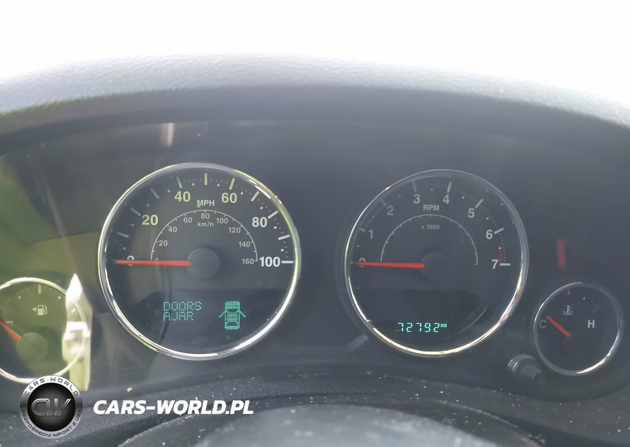 2018 Jeep Wrangler Jk Unlimited Sport S 4X4 VIN:1C4BJWDG7JL882400 - 7