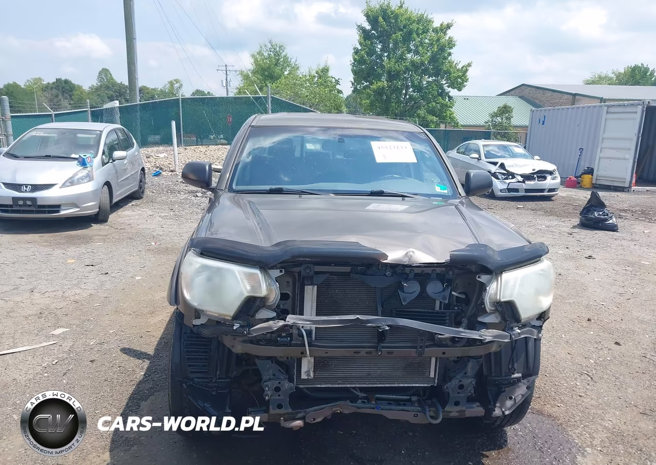 2013 Toyota Tacoma Base V6 VIN:3TMLU4EN1DM127100 - 13