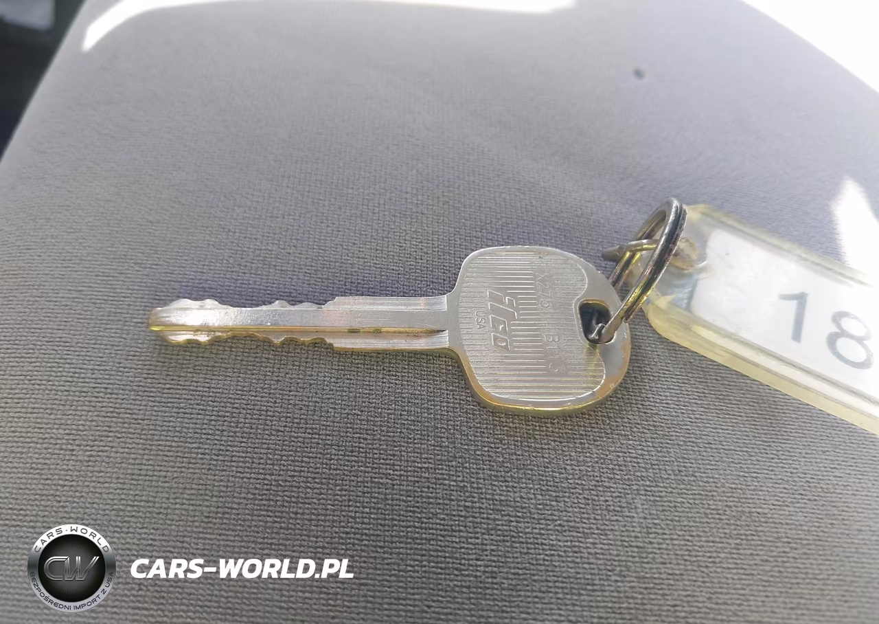2016 Isuzu Npr Hd Gas Reg VIN:54DC4W1C3GS807135 - 10