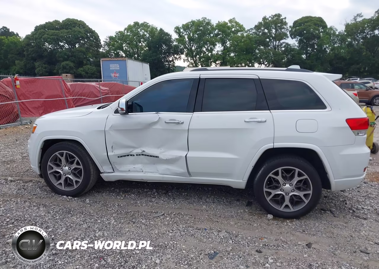 2019 Jeep Grand Cherokee Overland 4X2 VIN:1C4RJECG0KC614705 - 14