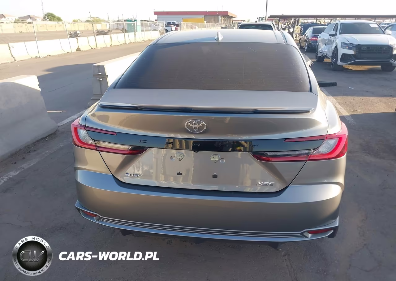 2026 Toyota Camry Xse VIN:4T1DAACK4TU290527 - 17