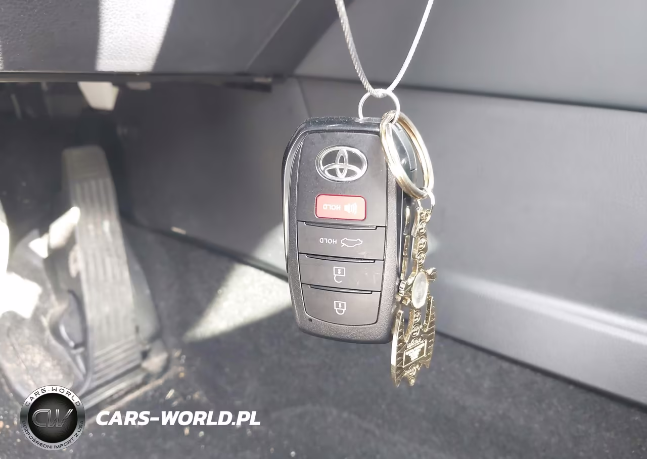 2023 Toyota Crown Xle VIN:JTDAAAAF9P3011985 - 11