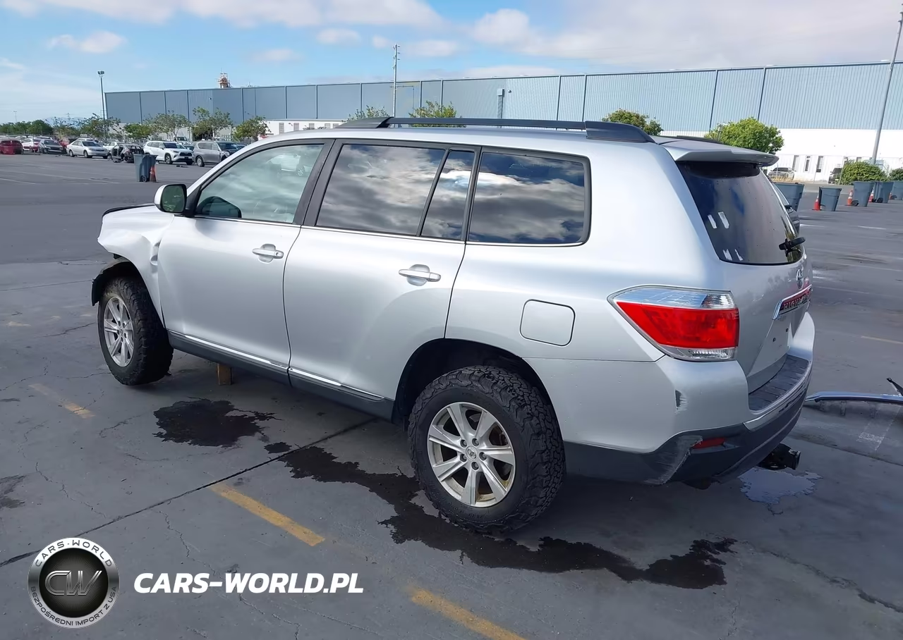 2013 Toyota Highlander Se V6 VIN:5TDZK3EH2DS114876 - 3