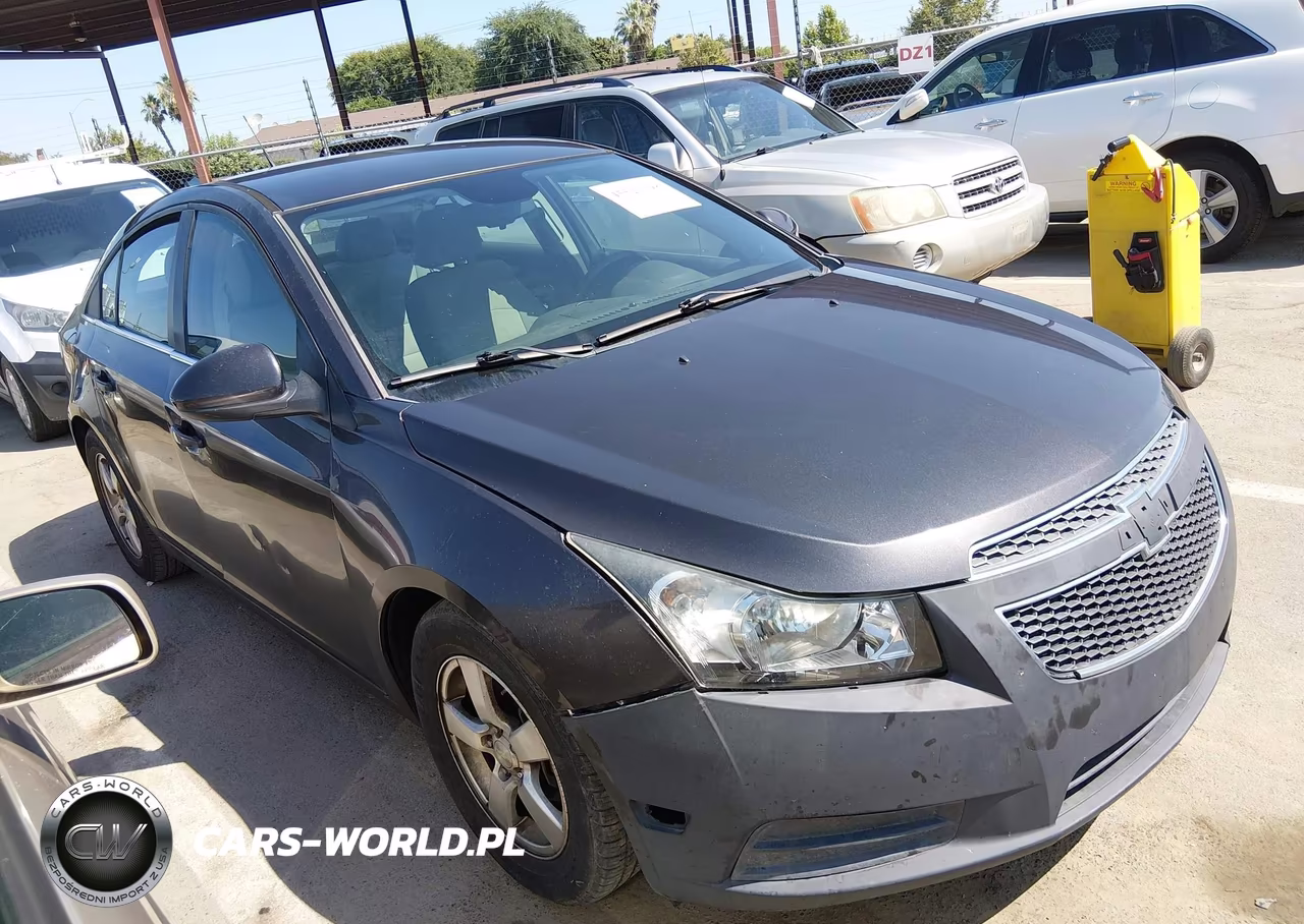 2014 Chevrolet Cruze 1Lt Auto – zdjęcie 1 z 11
