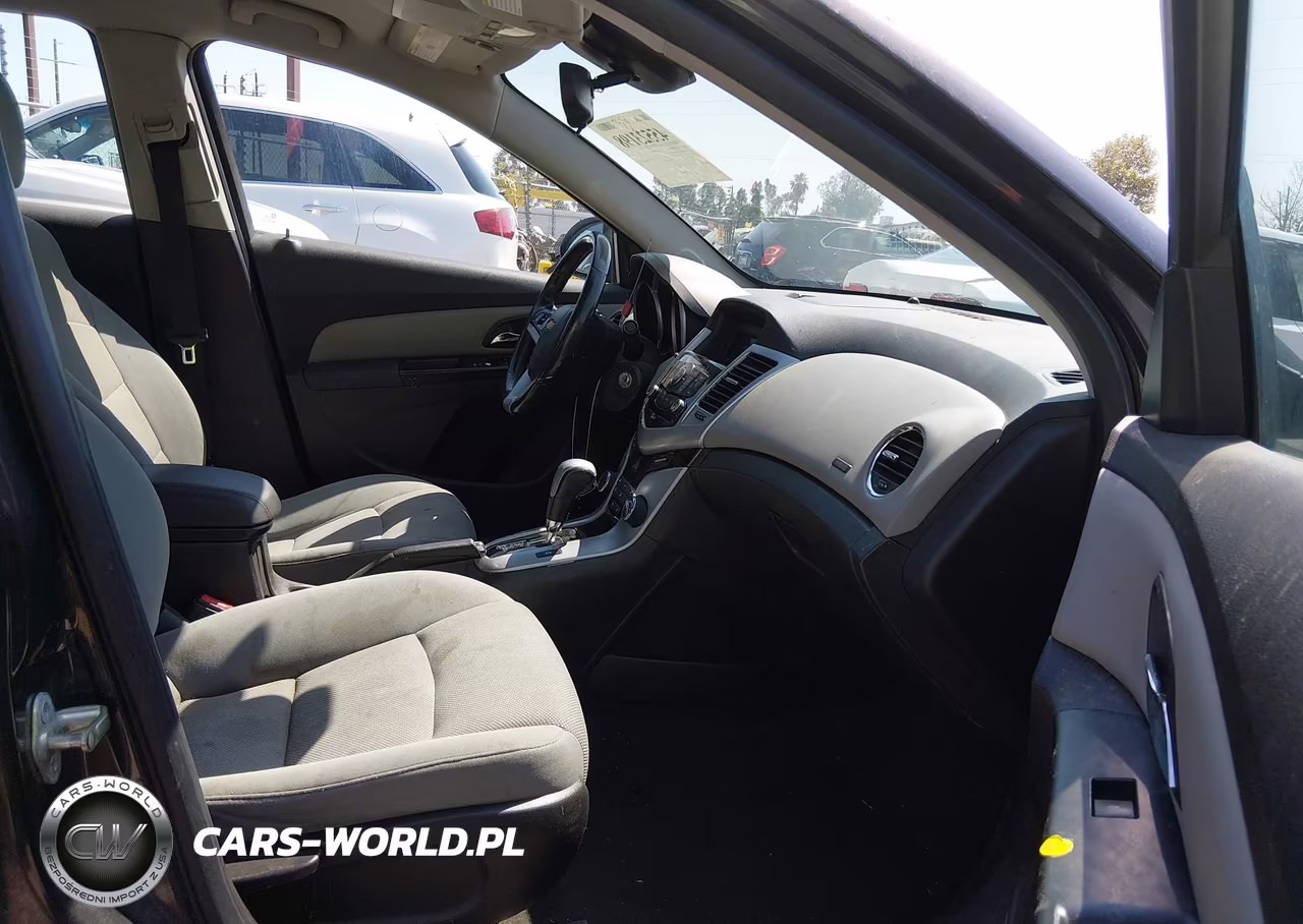 2014 Chevrolet Cruze 1Lt Auto VIN:1G1PC5SB0E7114797 - 5