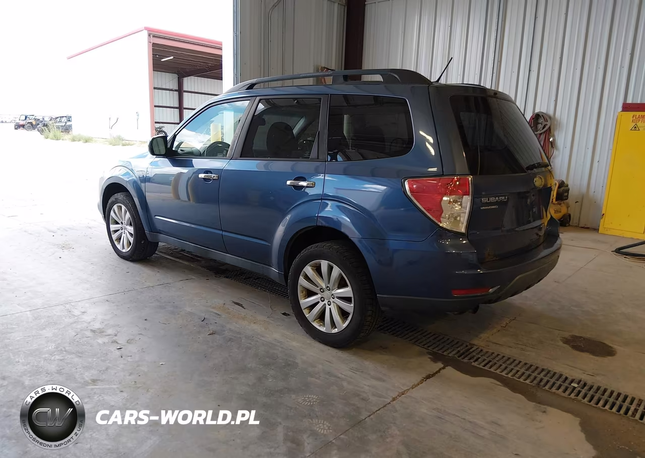 2012 Subaru Forester 2.5X Premium VIN:JF2SHADC5CH441917 - 3