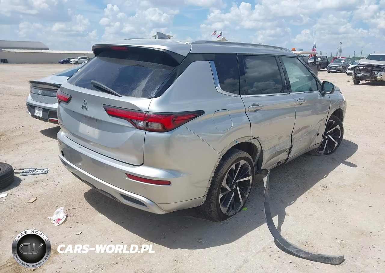 2023 Mitsubishi Outlander Sel 2.5 2Wd-Sel Black Edition 2Wd VIN:JA4J3VA86PZ010156 - 4