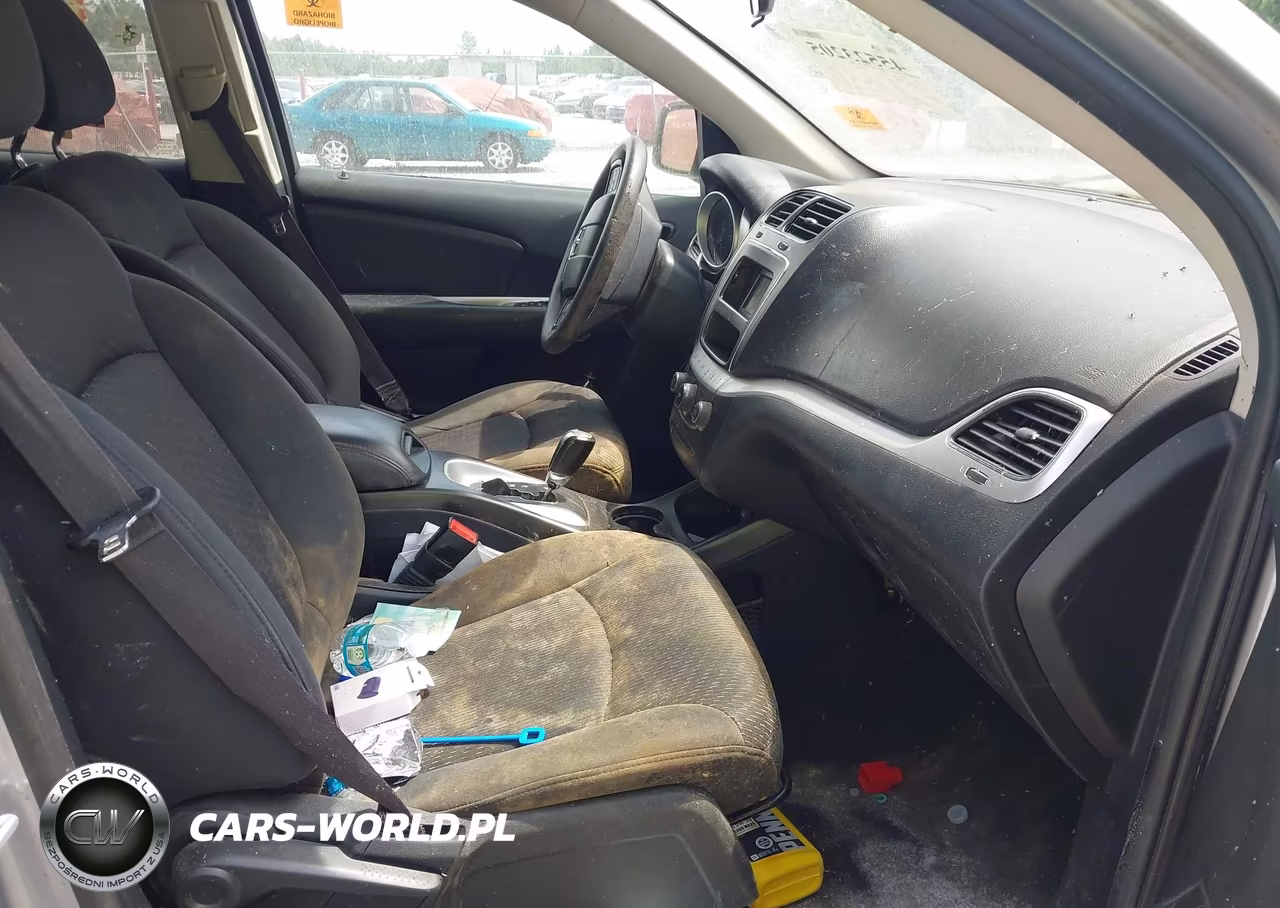 2018 Dodge Journey Se VIN:3C4PDCAB1JT296199 - 5