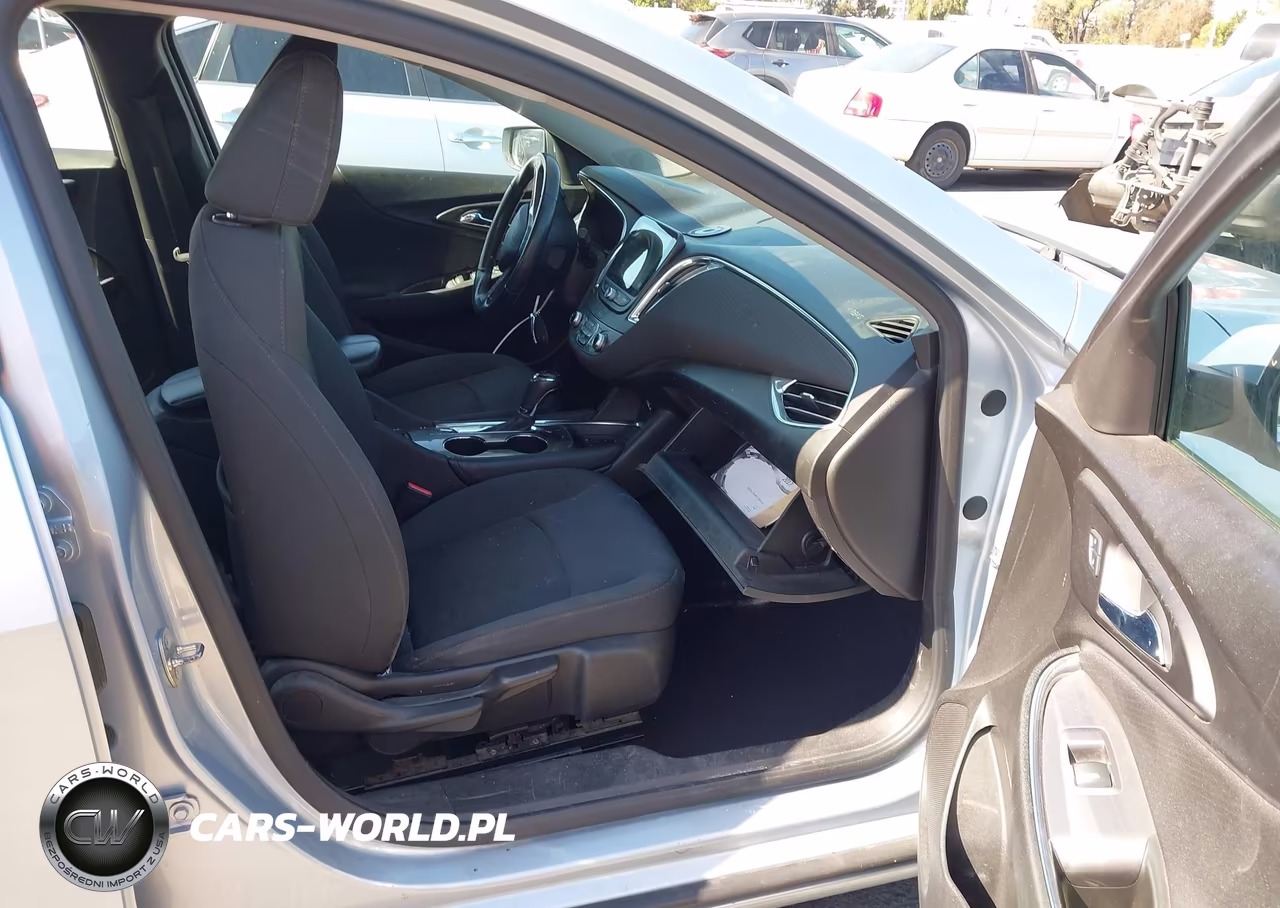 2017 Chevrolet Malibu Hybrid VIN:1G1ZJ5SU9HF139496 - 5