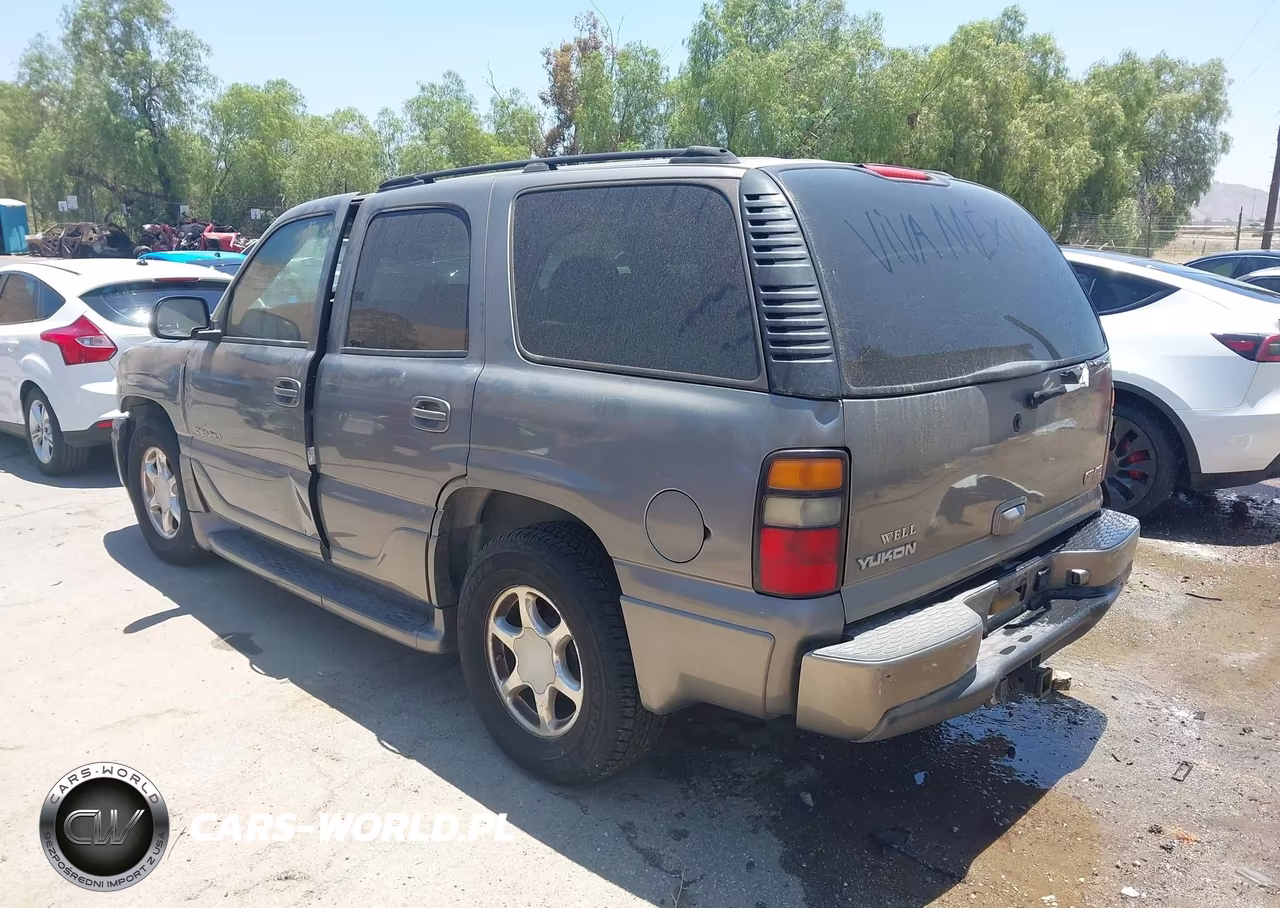2005 GMC Yukon Denali VIN:1GKEK63UX5J203842 - 3