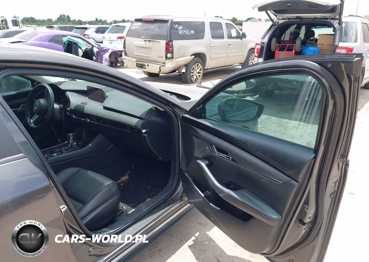 2020 Mazda Mazda3 Preferred Package VIN:3MZBPADLXLM136987 - 5