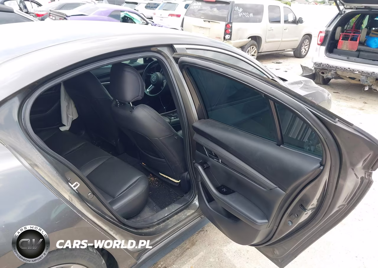2020 Mazda Mazda3 Preferred Package VIN:3MZBPADLXLM136987 - 8