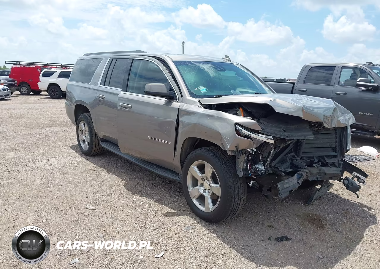 2018 Chevrolet Suburban Lt – zdjęcie 1 z 16