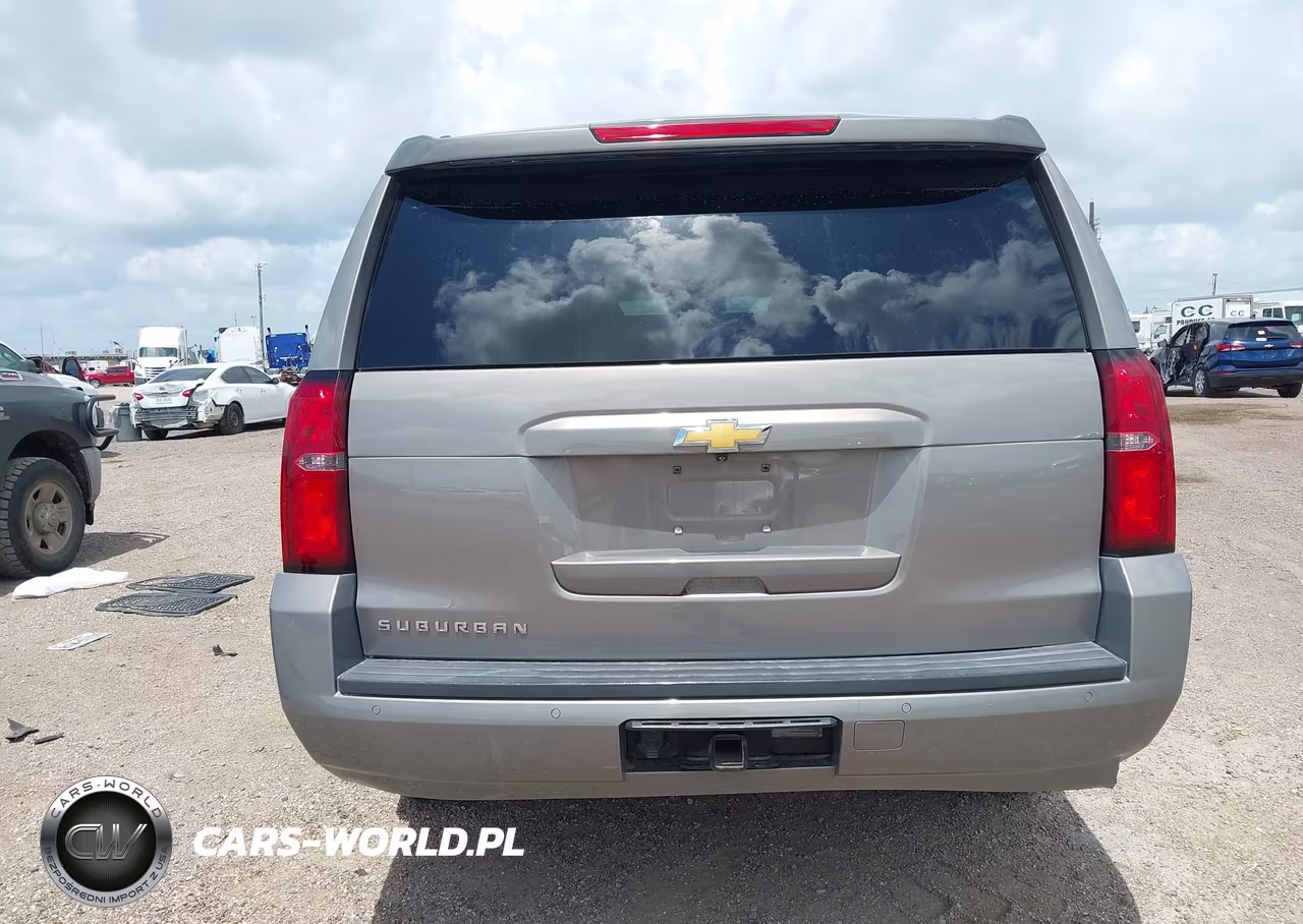 2018 Chevrolet Suburban Lt VIN:1GNSCHKC1JR398829 - 16