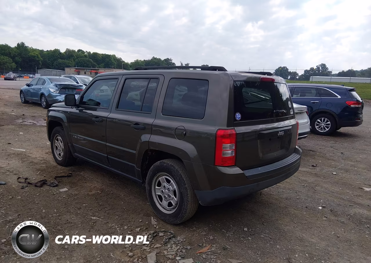 2015 Jeep Patriot Sport VIN:1C4NJPBA1FD203546 - 3