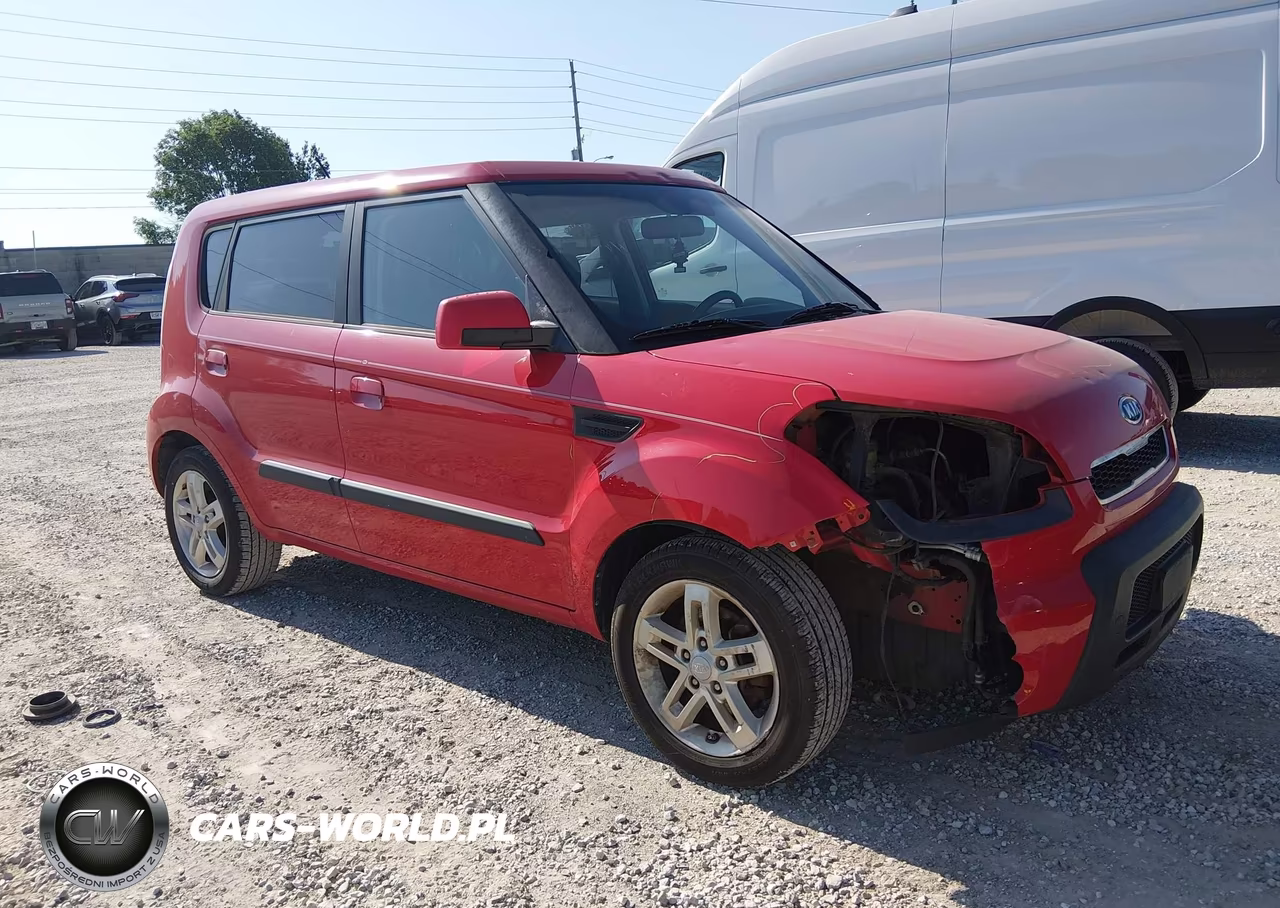2010 Kia Soul +