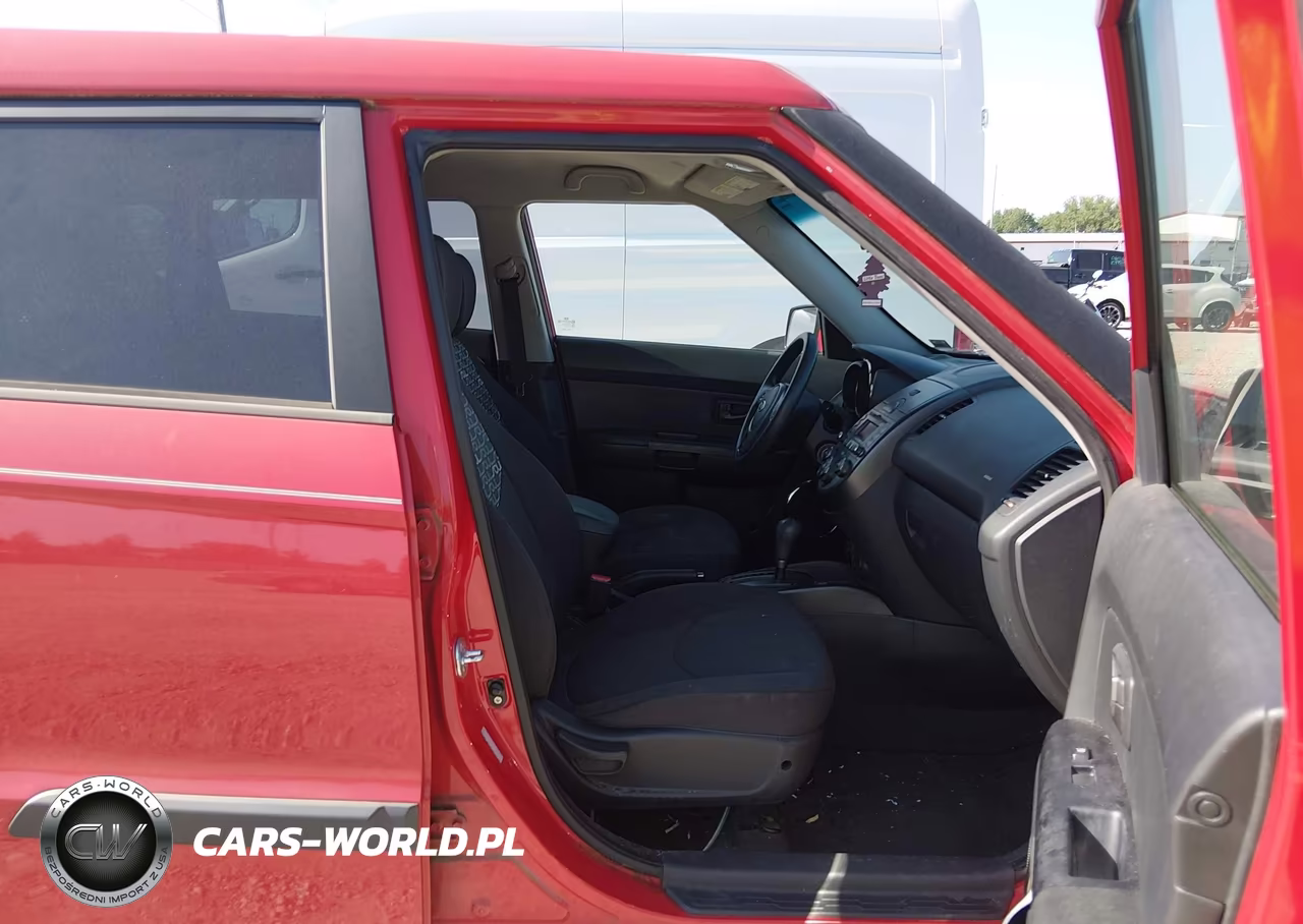 2010 Kia Soul + VIN:KNDJT2A29A7125434 - 5