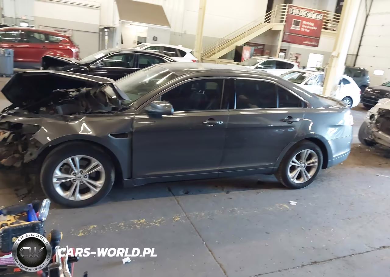 2015 Ford Taurus Sel VIN:1FAHP2E82FG100695 - 15