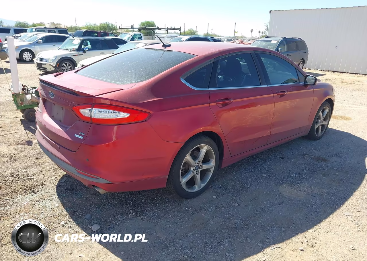 2013 Ford Fusion Se VIN:3FA6P0HR0DR325557 - 4