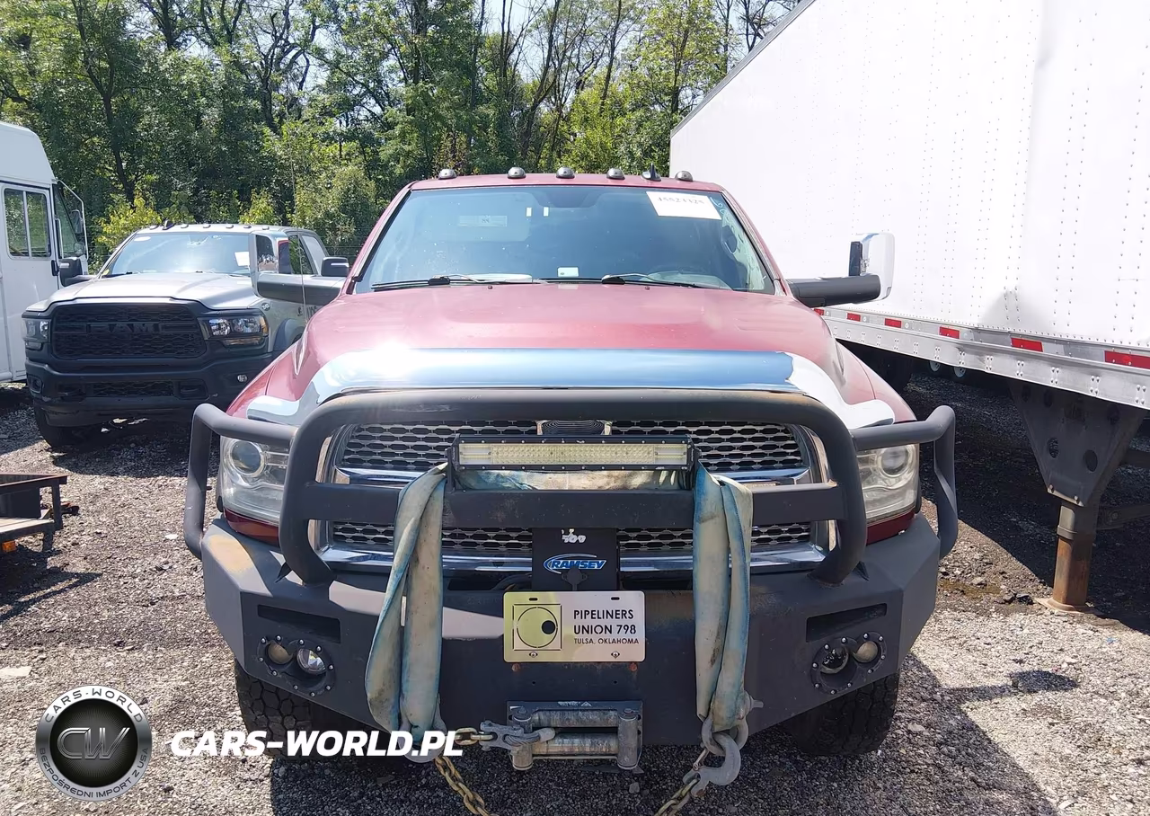 2015 Ram 3500 Laramie VIN:3C63RRJL5FG604672 - 11