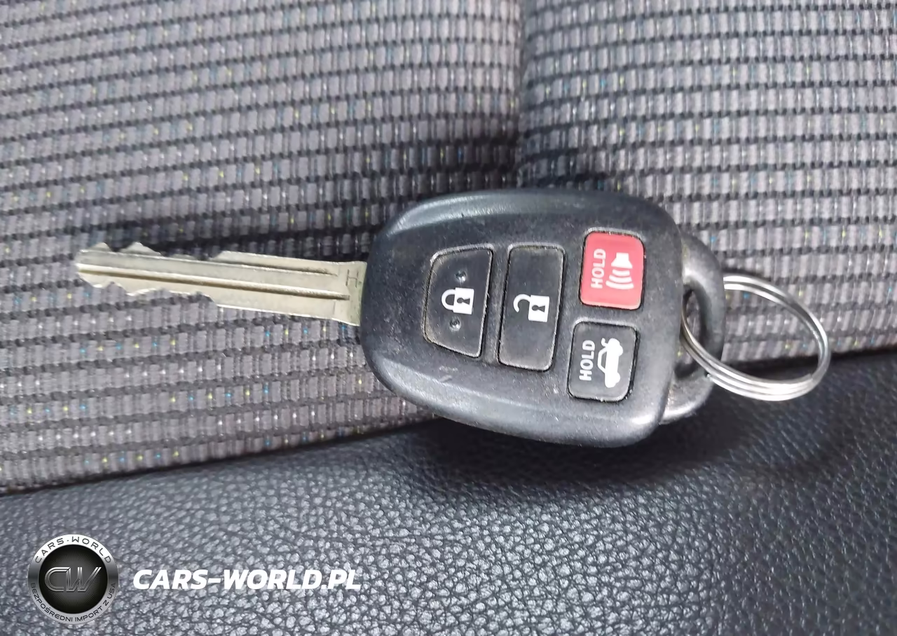 2017 Toyota Corolla Se VIN:2T1BURHE3HC747725 - 11