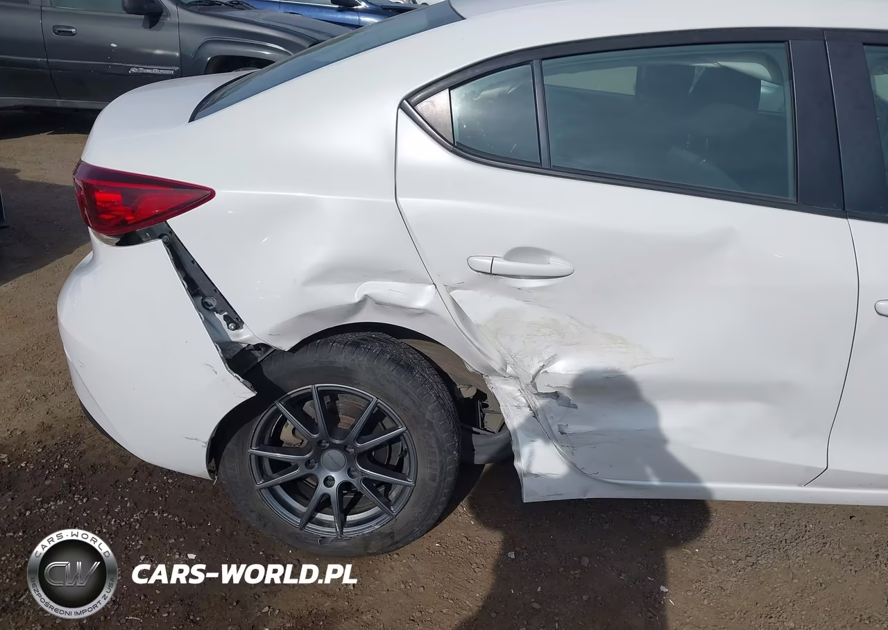 2015 Mazda Mazda3 I Sport VIN:3MZBM1U72FM169949 - 6