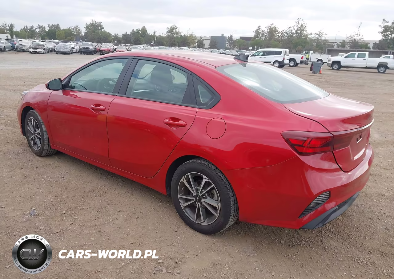 2023 Kia Forte Lxs VIN:3KPF24AD1PE553495 - 3