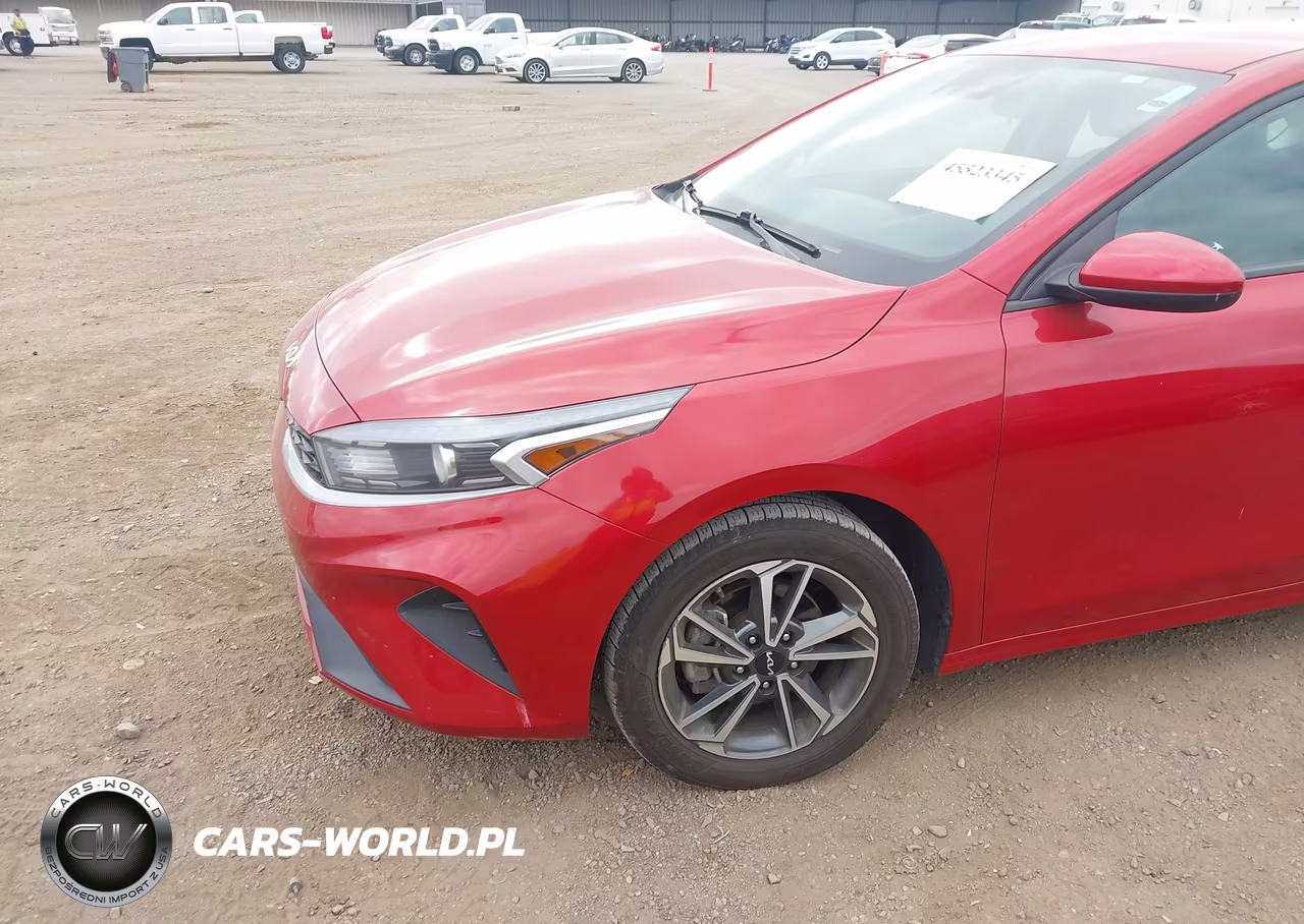 2023 Kia Forte Lxs VIN:3KPF24AD1PE553495 - 6
