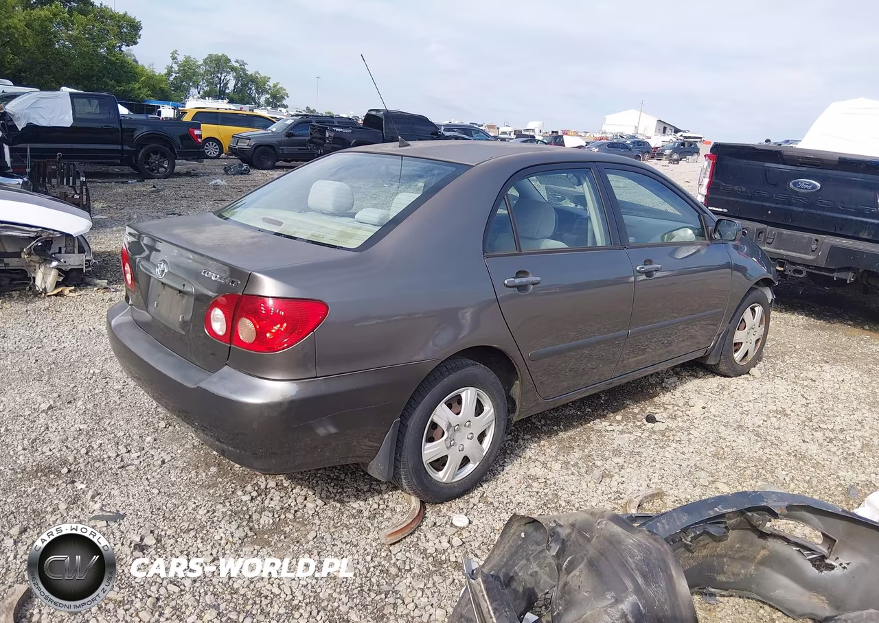 2007 Toyota Corolla Le VIN:1NXBR32E67Z776060 - 4