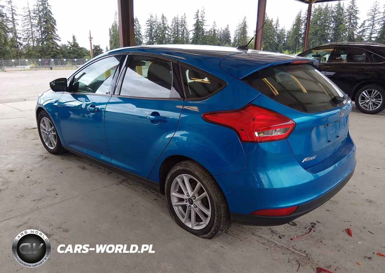 2016 Ford Focus Se VIN:1FADP3K27GL234664 - 3