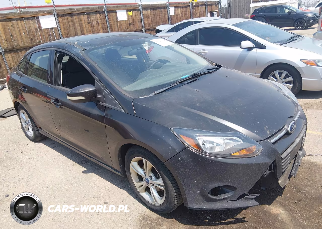 2013 Ford Focus Se VIN:1FADP3F2XDL138422 - 1