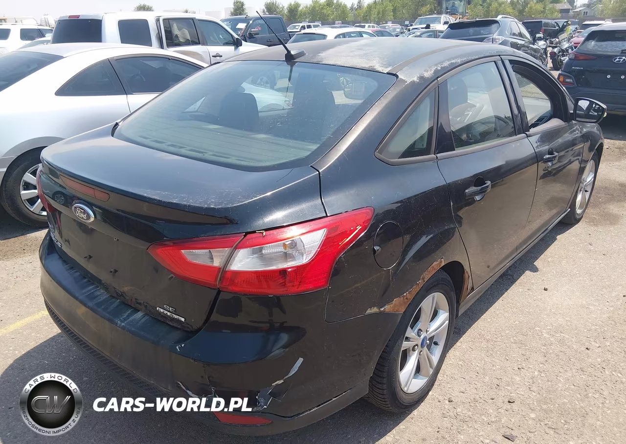 2013 Ford Focus Se VIN:1FADP3F2XDL138422 - 4
