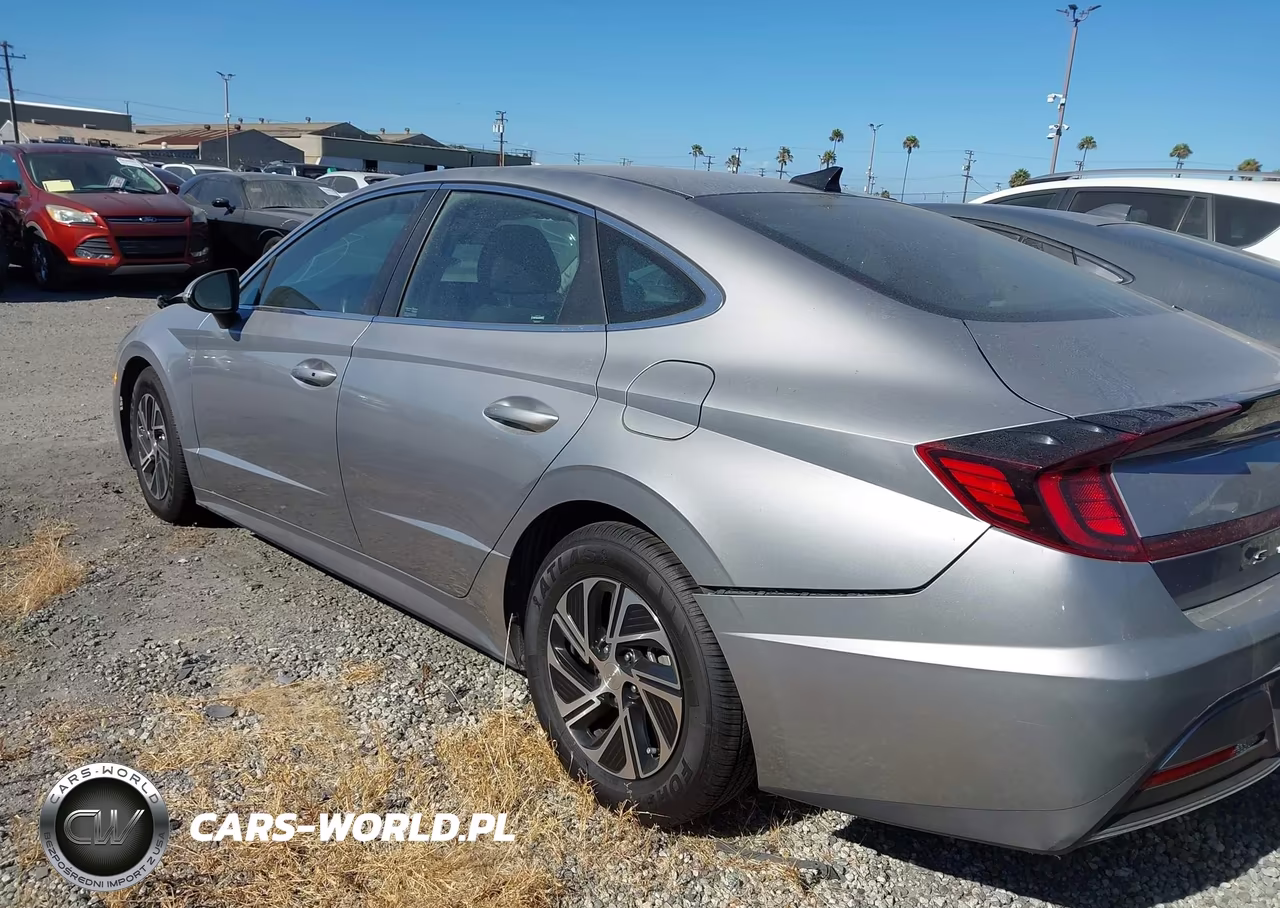 2020 Hyundai Sonata Hybrid Blue VIN:KMHL24JJ4LA010658 - 3