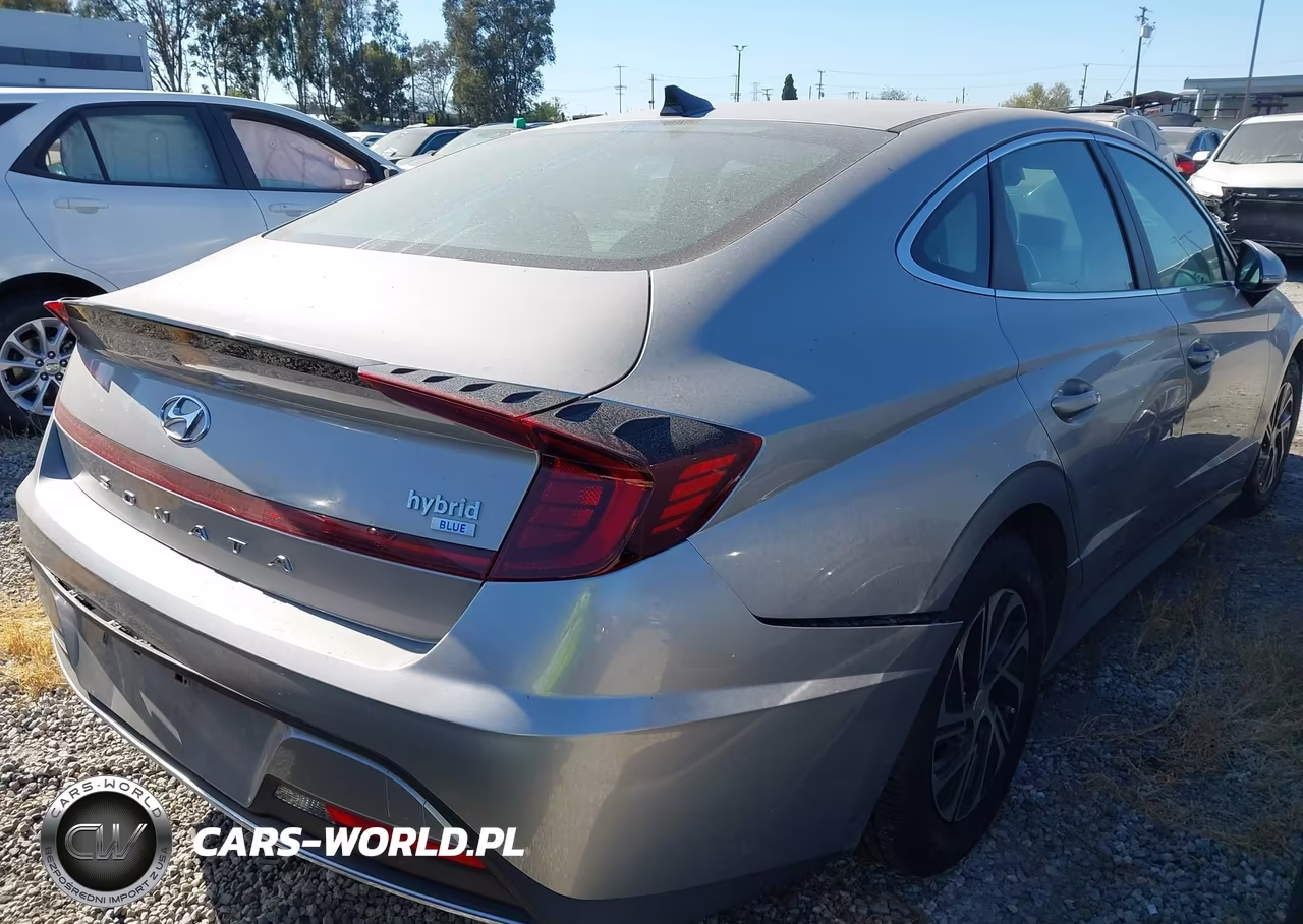 2020 Hyundai Sonata Hybrid Blue VIN:KMHL24JJ4LA010658 - 4