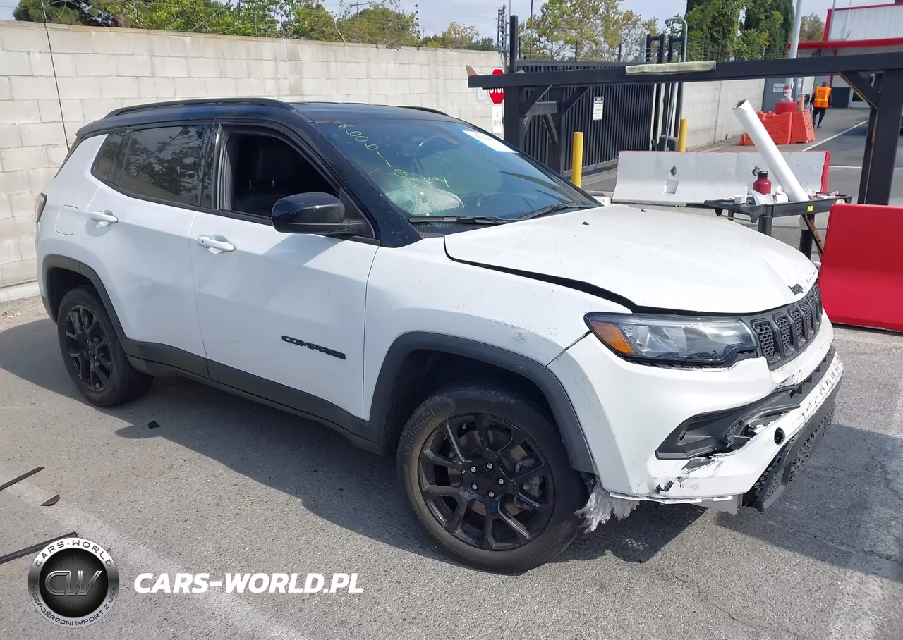2023 Jeep Compass Altitude 4X4 VIN:3C4NJDBN2PT529563 - 1