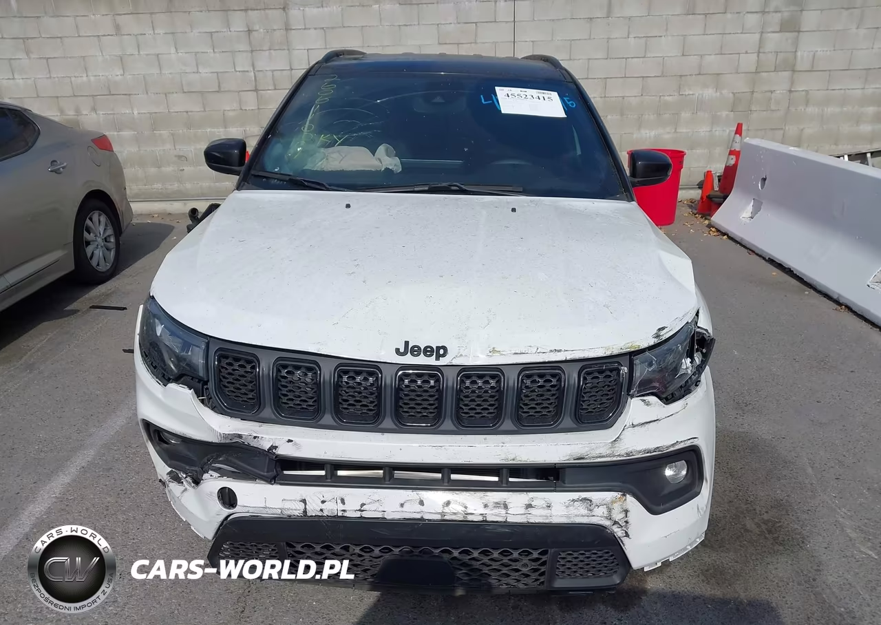 2023 Jeep Compass Altitude 4X4 VIN:3C4NJDBN2PT529563 - 14