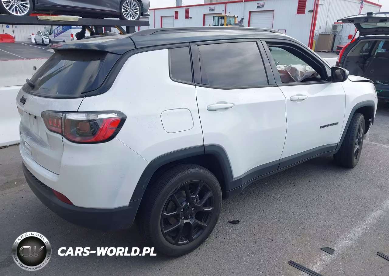 2023 Jeep Compass Altitude 4X4 VIN:3C4NJDBN2PT529563 - 4