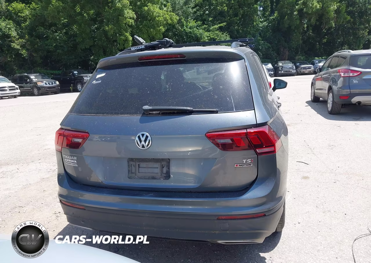 2018 Volkswagen Tiguan 2.0T S VIN:3VV0B7AXXJM017063 - 16