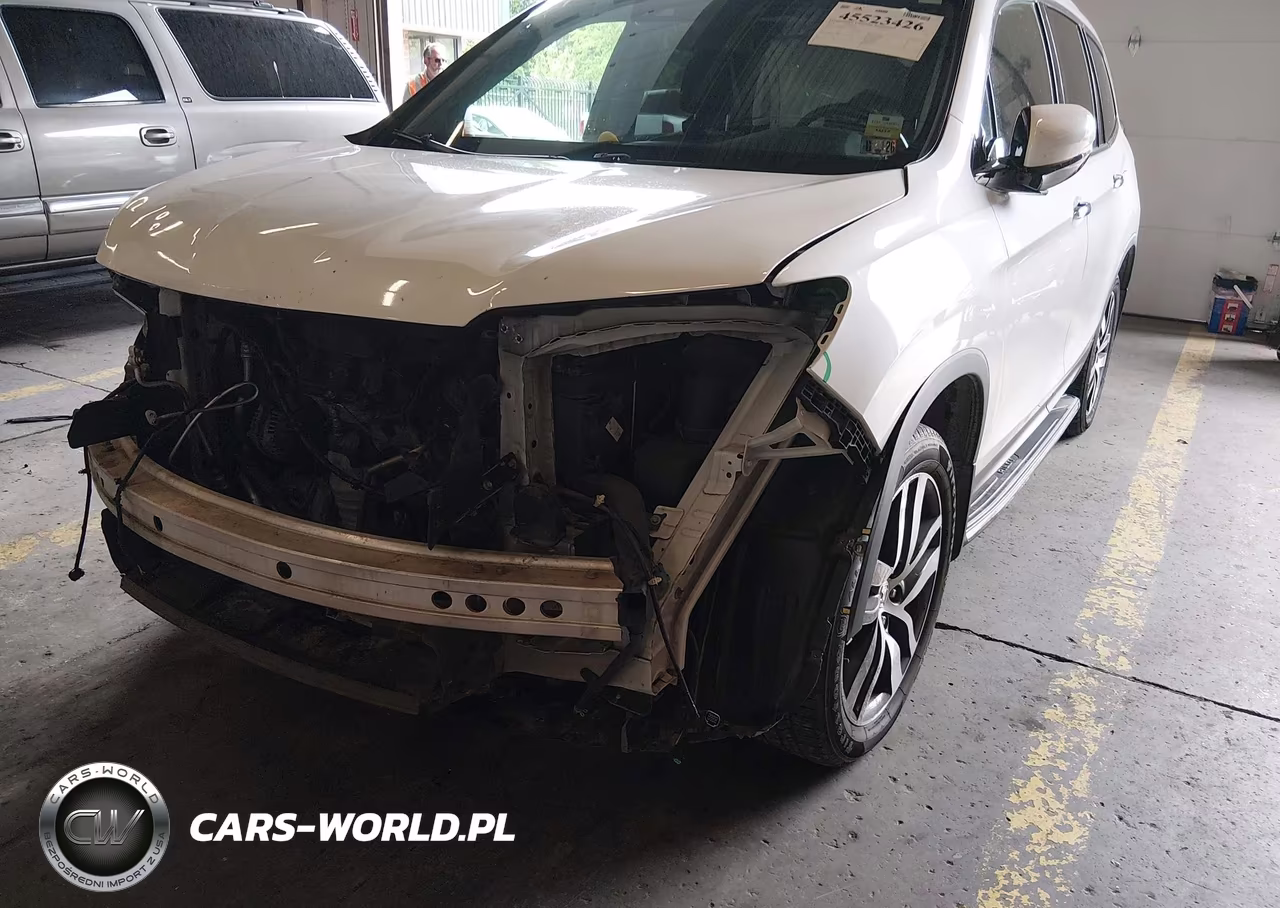 2018 Honda Pilot Elite VIN:5FNYF6H08JB024154 - 6