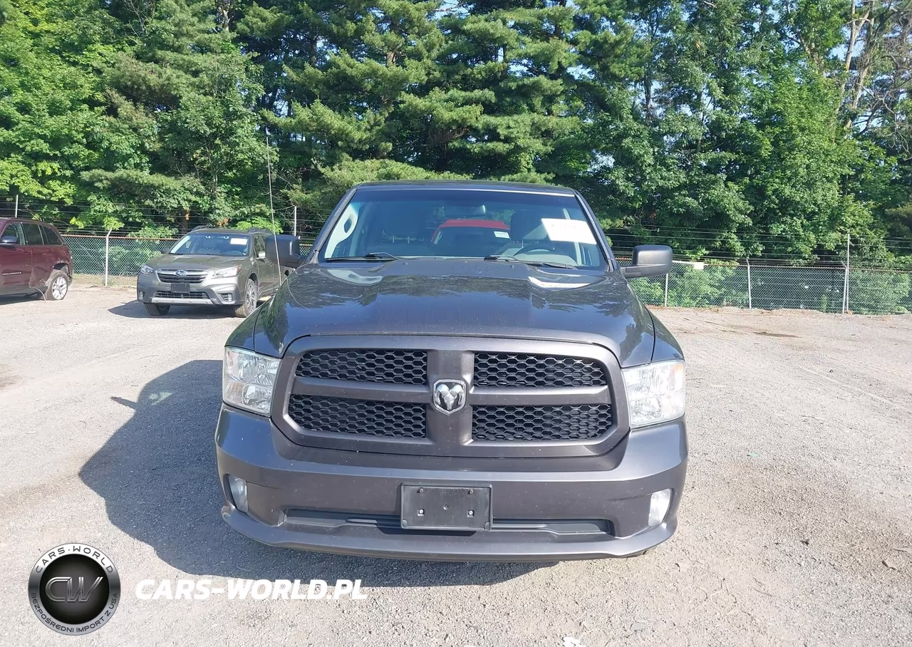 2016 Ram 1500 Express VIN:1C6RR7FG0GS329037 - 12