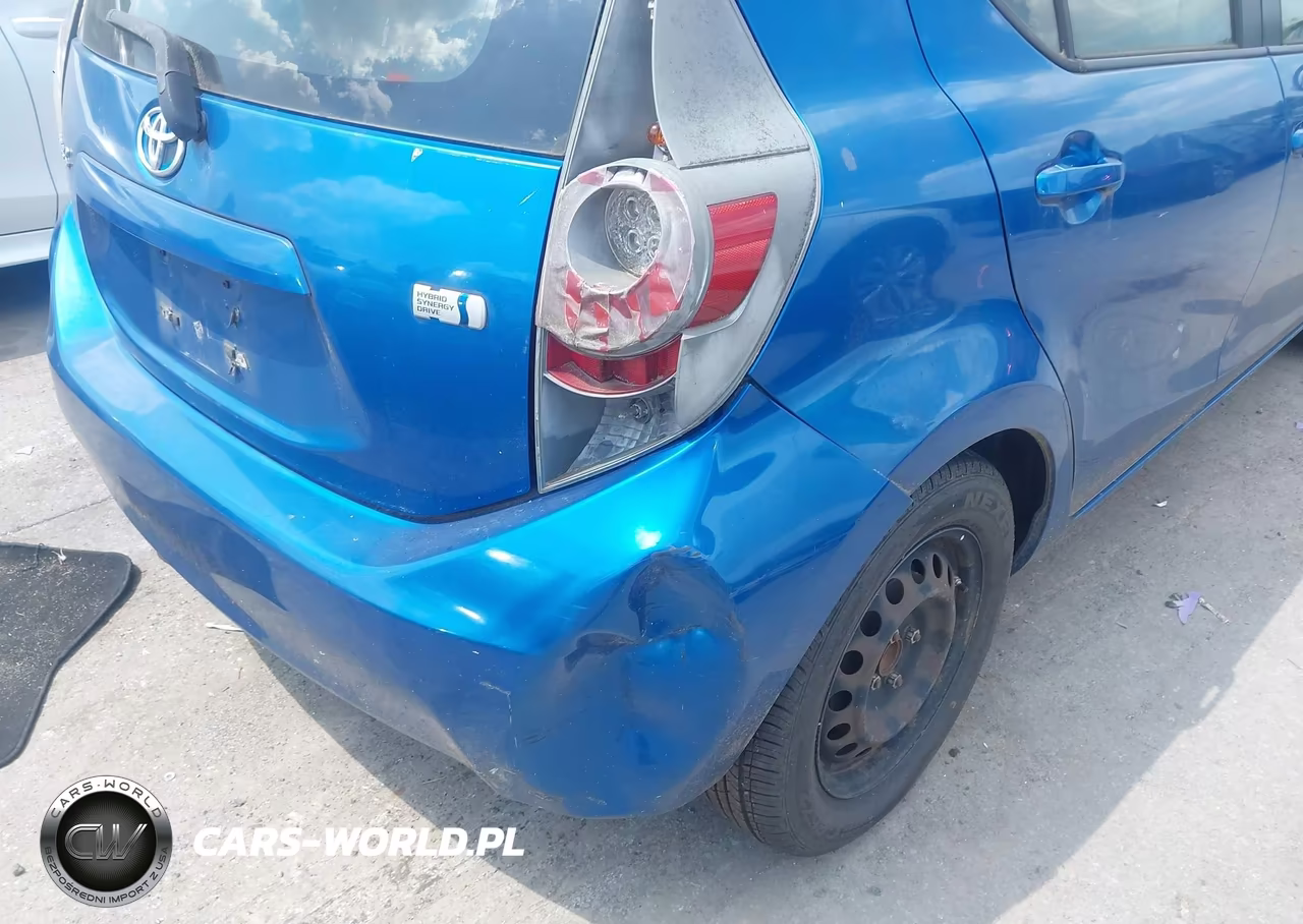 2012 Toyota Prius C One VIN:JTDKDTB31C1513536 - 12