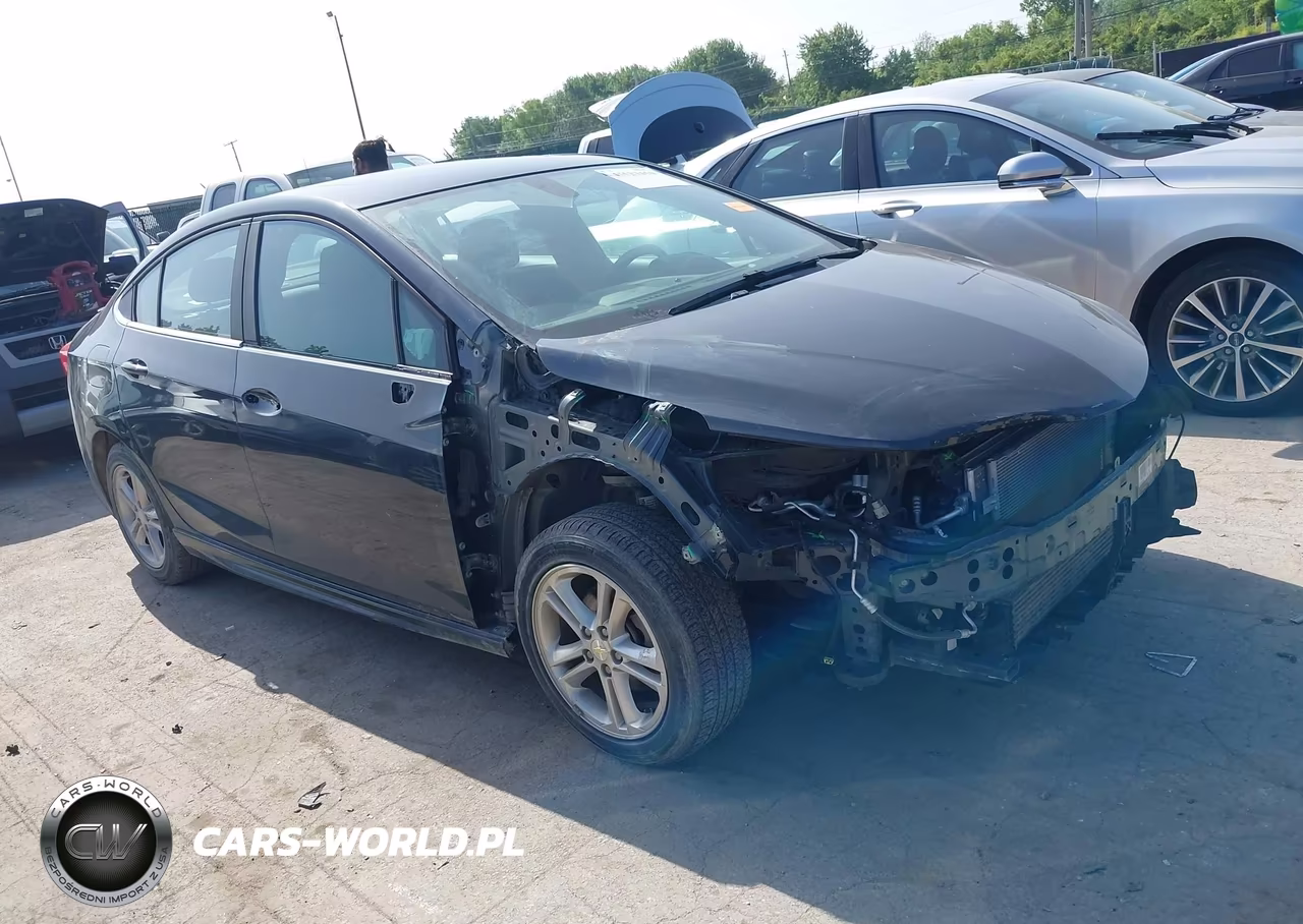 2018 Chevrolet Cruze Lt Auto – zdjęcie 1 z 16
