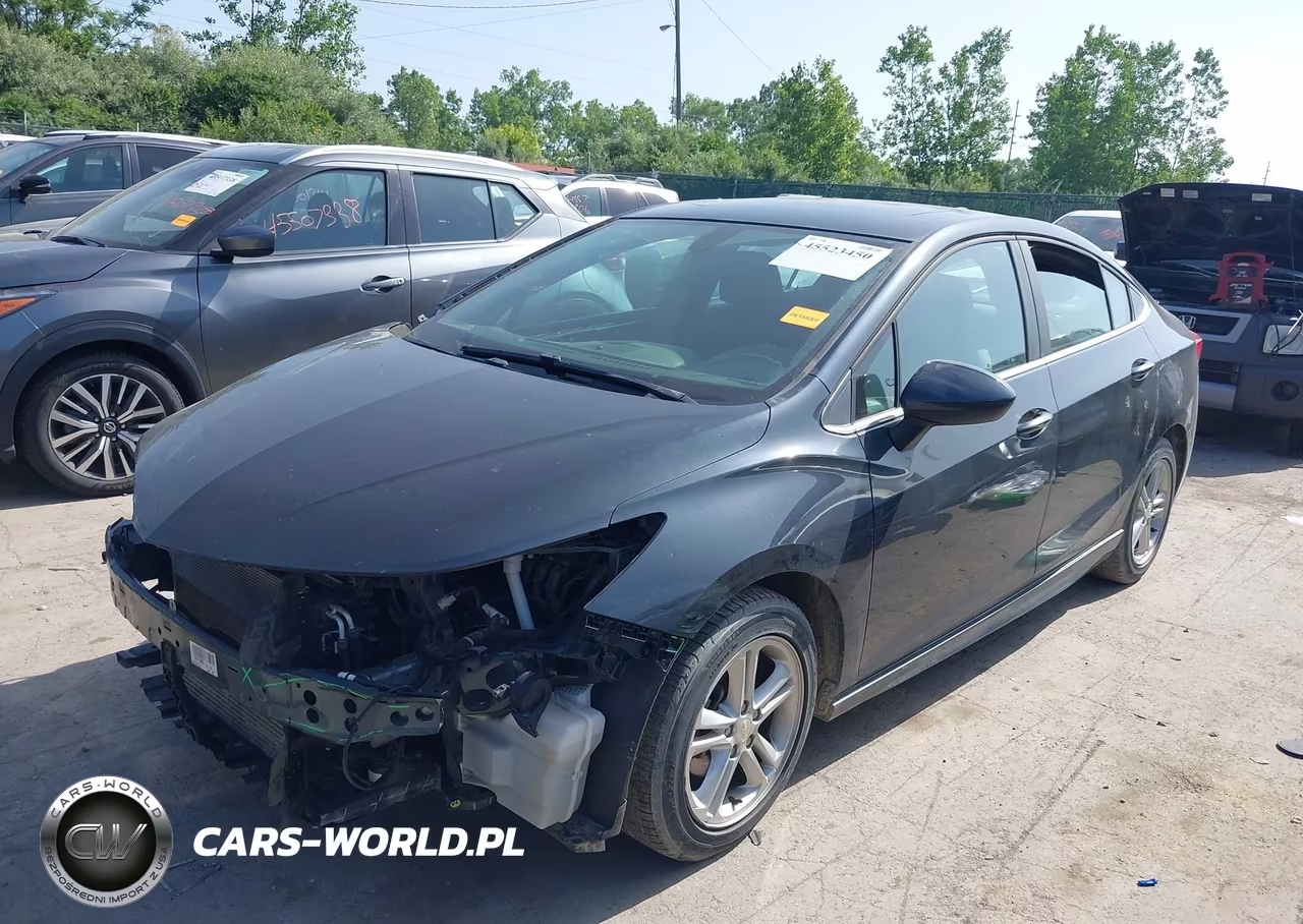 2018 Chevrolet Cruze Lt Auto VIN:1G1BE5SM3J7111313 - 2