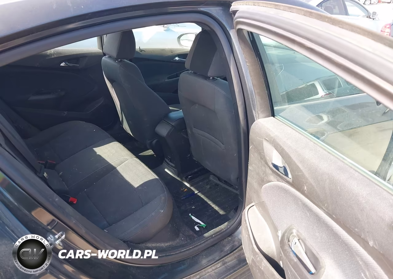 2018 Chevrolet Cruze Lt Auto VIN:1G1BE5SM3J7111313 - 8
