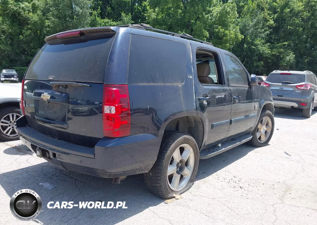 2007 Chevrolet Tahoe Ltz VIN:1GNFK13047J129070 - 4