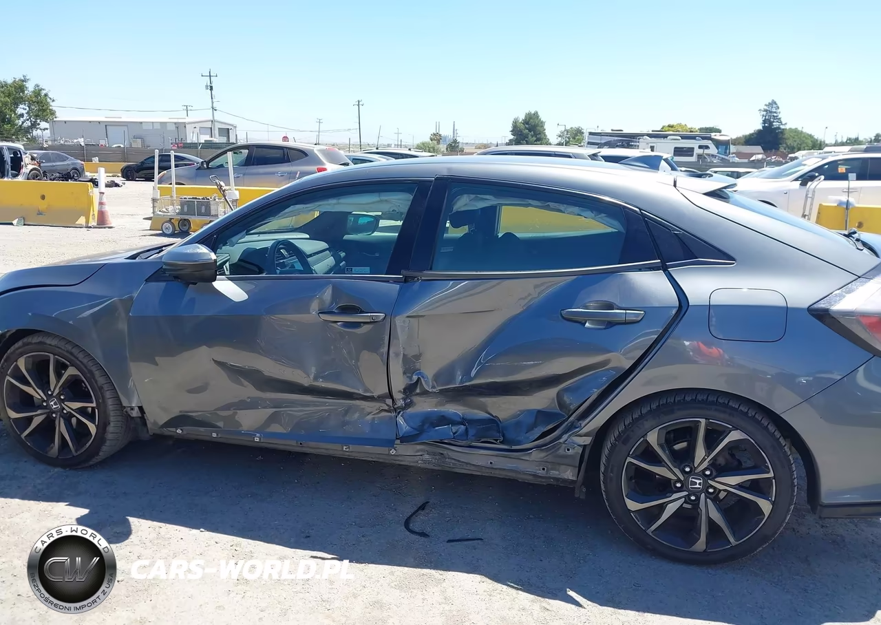2018 Honda Civic Sport VIN:SHHFK7H44JU427347 - 16