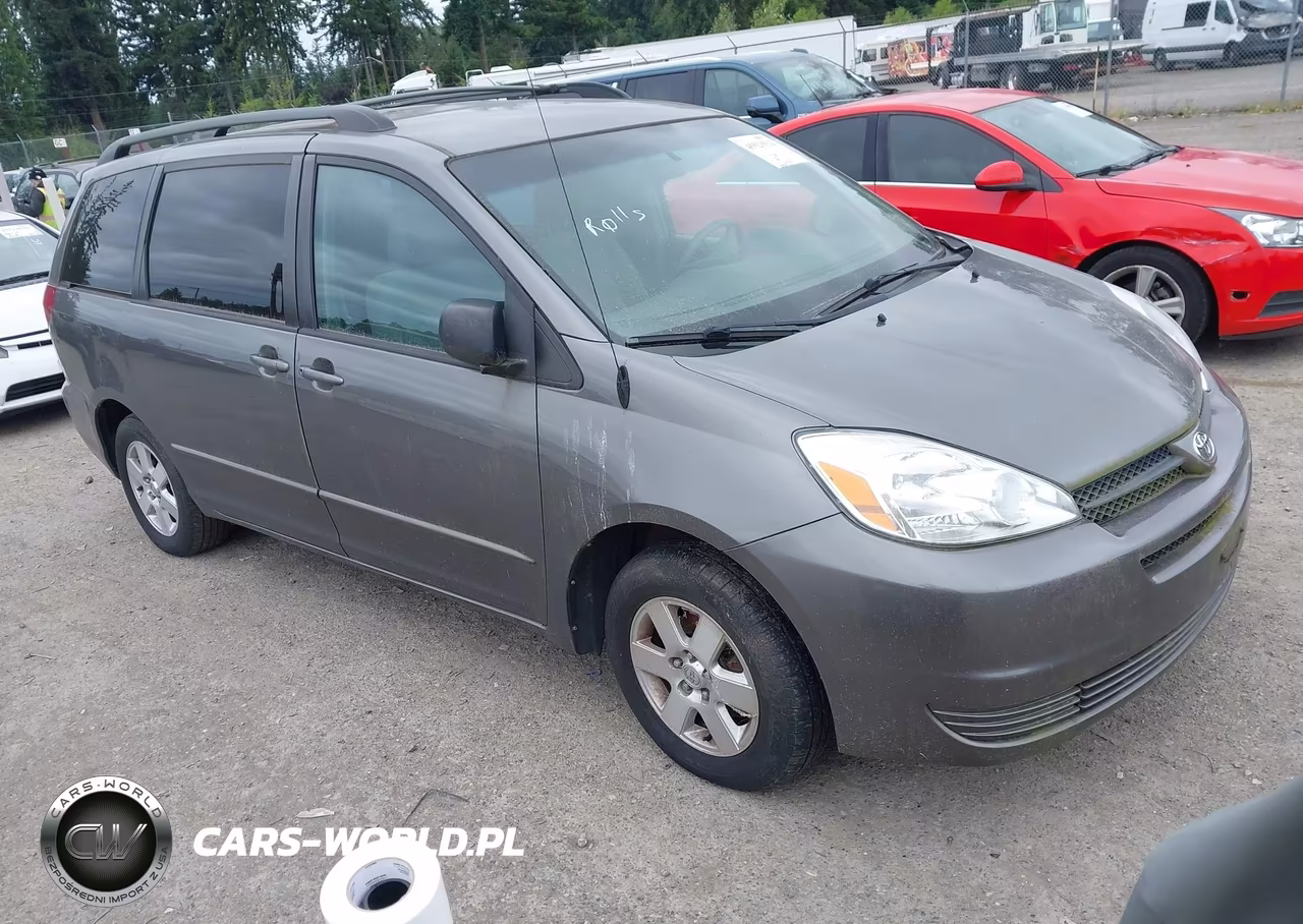 2004 Toyota Sienna Le