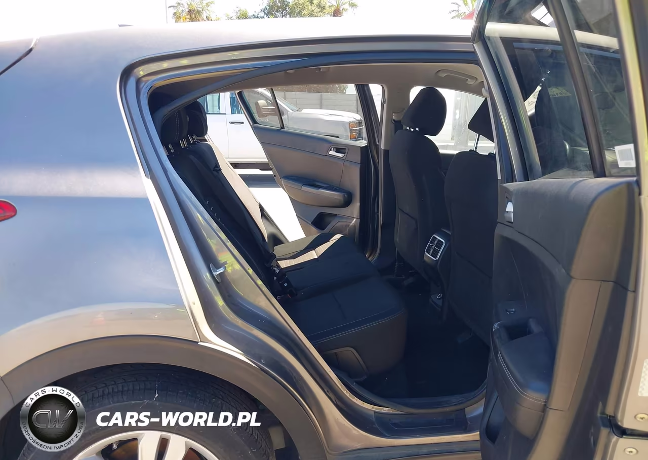 2018 Kia Sportage Lx VIN:KNDPMCAC4J7451356 - 8