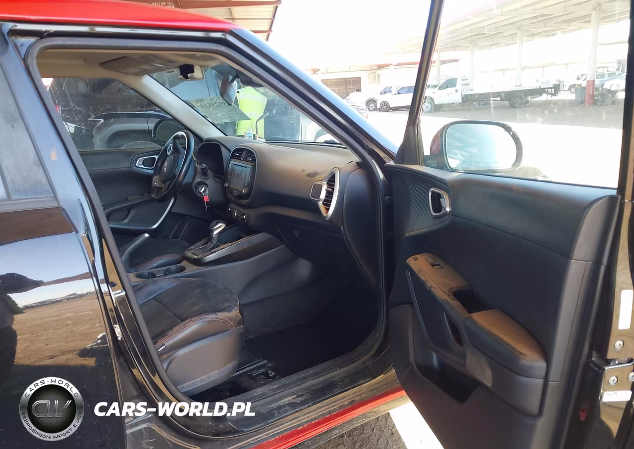 2020 Kia Soul Gt-Line VIN:KNDJ63AU2L7078667 - 5